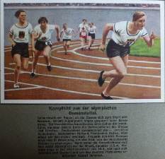 1928 Franck Sport-Bilder Kampfszene aus der Damenstaffel, Kellner ganz links